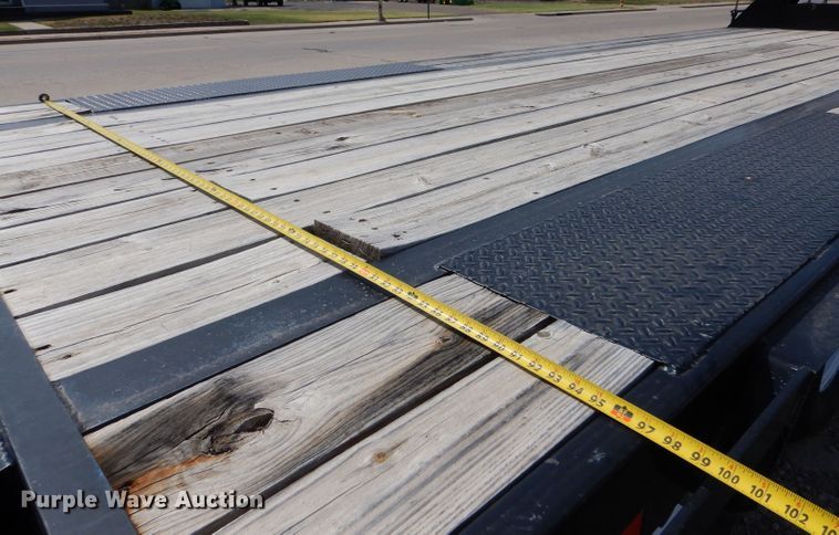 image for item LB9979 2019 PJ L3302  equipment trailer