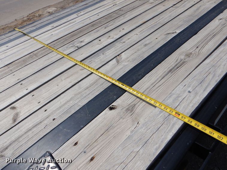 image for item LB9979 2019 PJ L3302  equipment trailer