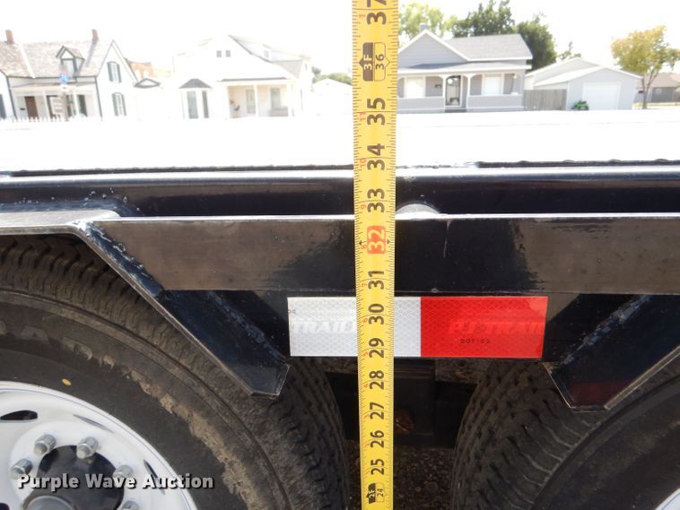 image for item LB9979 2019 PJ L3302  equipment trailer