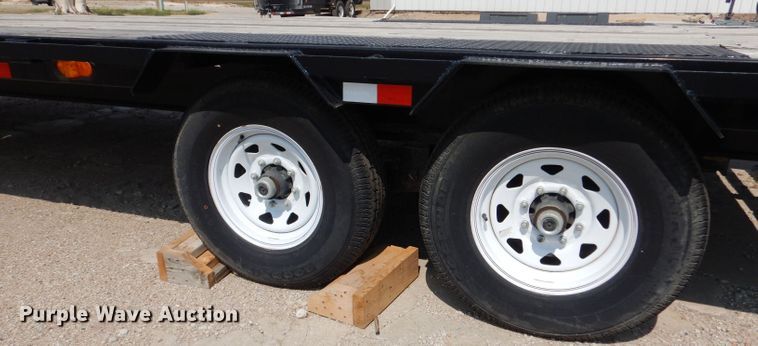 image for item LB9979 2019 PJ L3302  equipment trailer