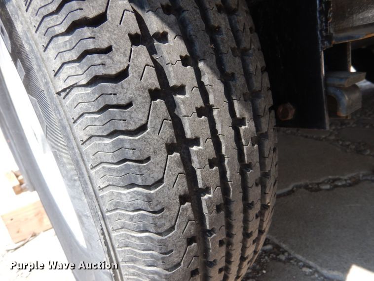 image for item LB9979 2019 PJ L3302  equipment trailer