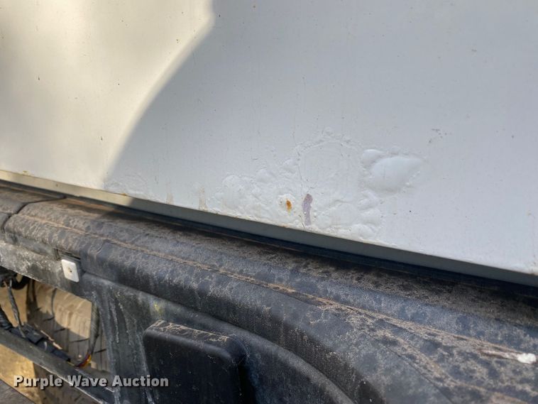 image for item LK9128 2013 Chevrolet Silverado 1500  Crew Cab pickup truck