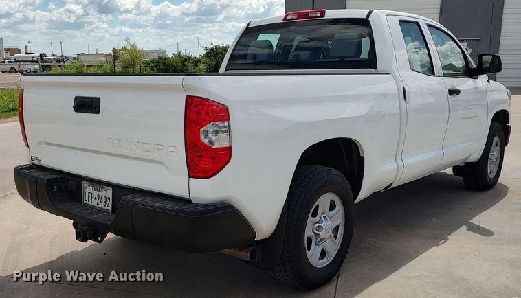 image for item LK9271 2018 Toyota Tundra  Double Cab pickup truck