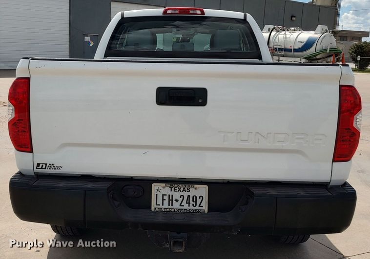 image for item LK9271 2018 Toyota Tundra  Double Cab pickup truck