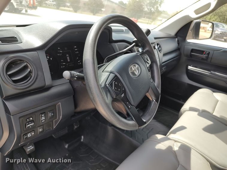 image for item LK9271 2018 Toyota Tundra  Double Cab pickup truck