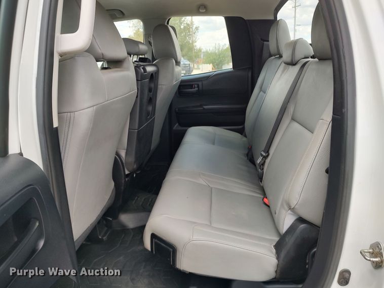 image for item LK9271 2018 Toyota Tundra  Double Cab pickup truck