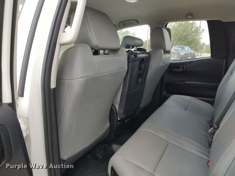 image for item LK9271 2018 Toyota Tundra  Double Cab pickup truck