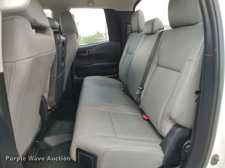 image for item LK9271 2018 Toyota Tundra  Double Cab pickup truck