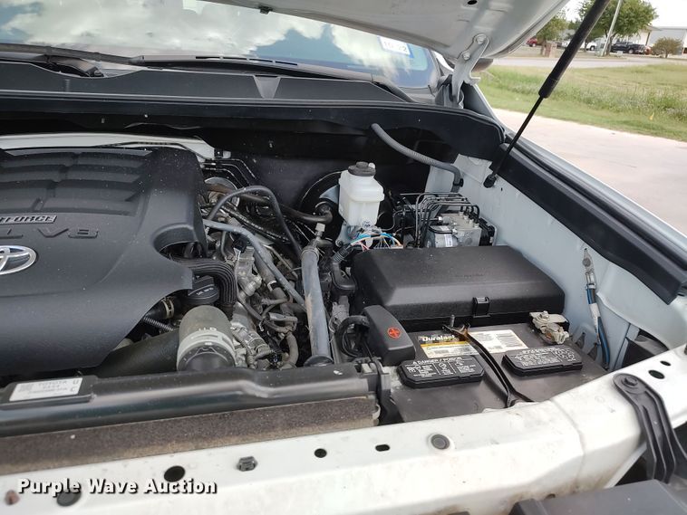 image for item LK9271 2018 Toyota Tundra  Double Cab pickup truck