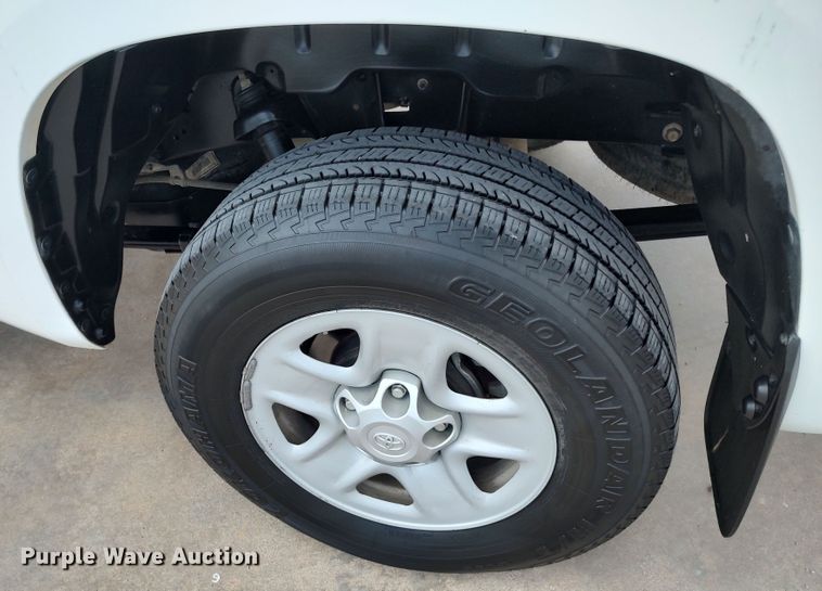 image for item LK9271 2018 Toyota Tundra  Double Cab pickup truck