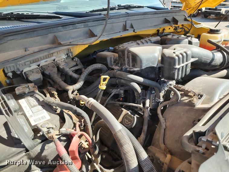 image for item LK9277 2015 Ford F350 Super Duty  utility bed pickup truck