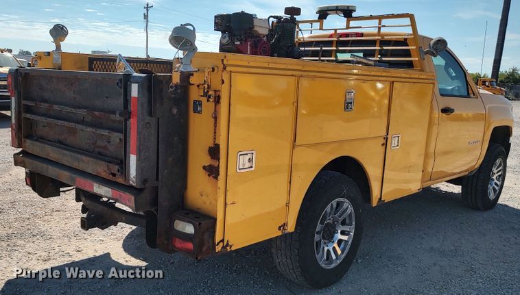 image for item LK9278 2016 Chevrolet Silverado 3500HD  utility bed pickup truck