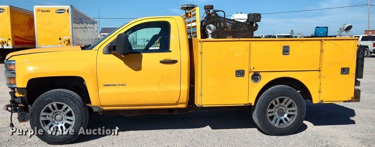 image for item LK9278 2016 Chevrolet Silverado 3500HD  utility bed pickup truck