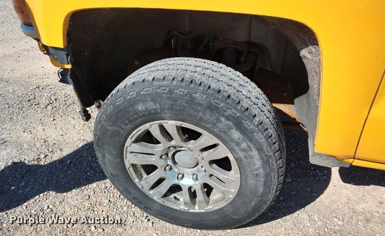 image for item LK9278 2016 Chevrolet Silverado 3500HD  utility bed pickup truck