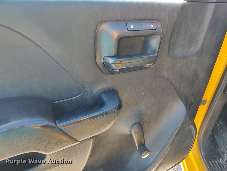 image for item LK9780 2015 Chevrolet Silverado 3500HD  utility bed pickup truck