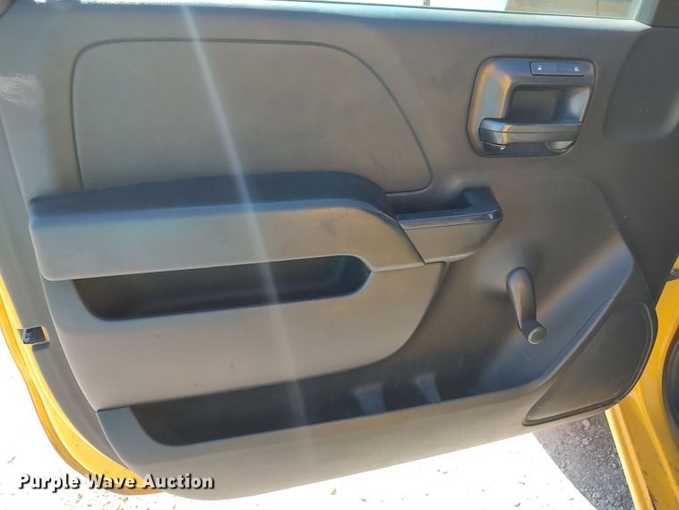 image for item LK9783 2015 Chevrolet Silverado 3500HD  utility bed pickup truck