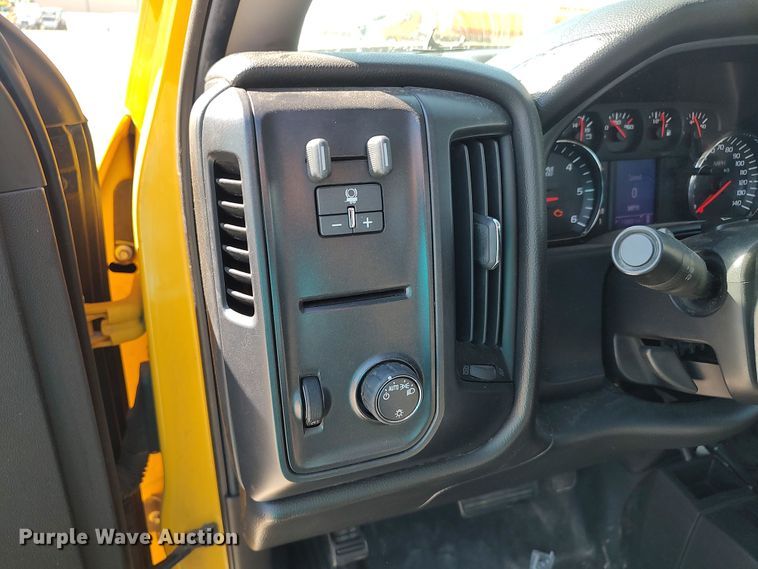 image for item LK9783 2015 Chevrolet Silverado 3500HD  utility bed pickup truck