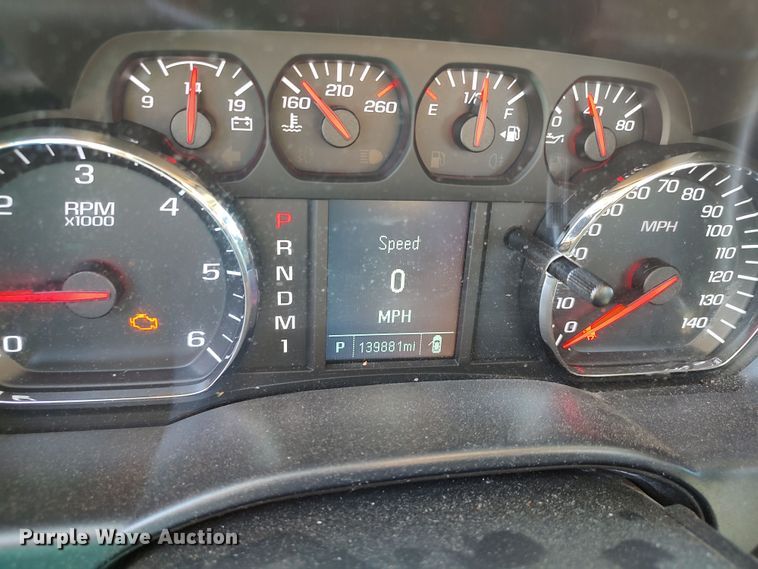 image for item LK9783 2015 Chevrolet Silverado 3500HD  utility bed pickup truck