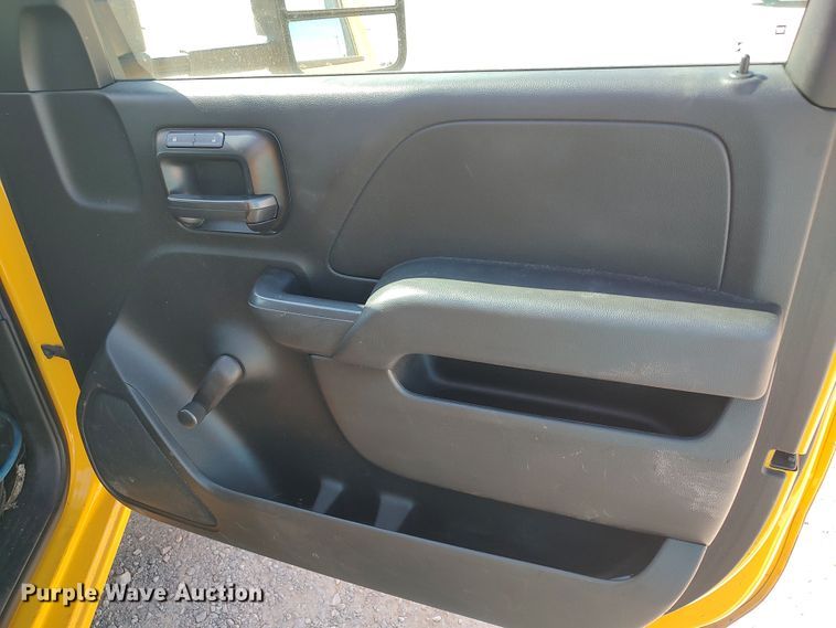 image for item LK9783 2015 Chevrolet Silverado 3500HD  utility bed pickup truck