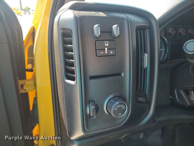 image for item LK9784 2017 Chevrolet Silverado 3500HD  utility bed pickup truck