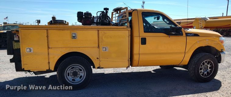 image for item LK9785 2014 Ford F350 Super Duty  utility bed pickup truck