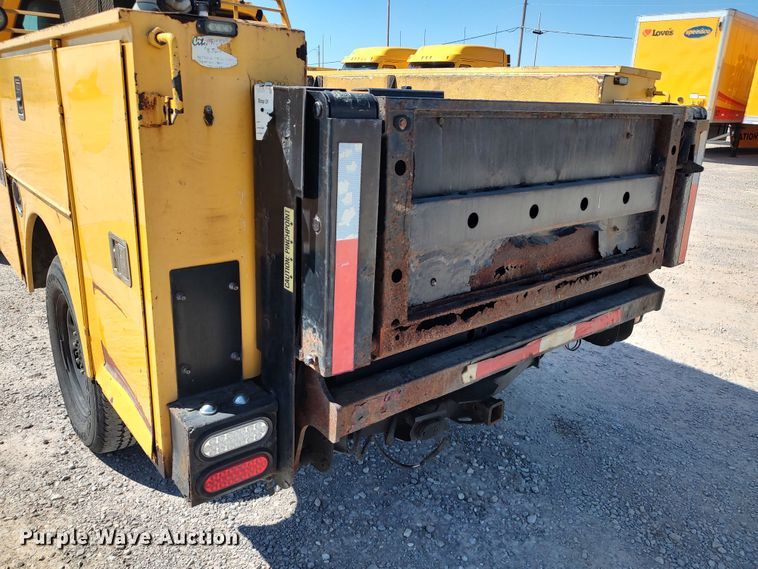 image for item LK9785 2014 Ford F350 Super Duty  utility bed pickup truck