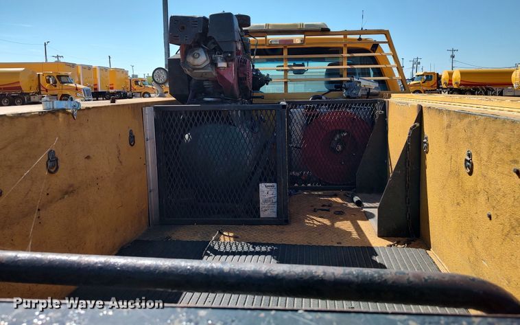 image for item LK9785 2014 Ford F350 Super Duty  utility bed pickup truck