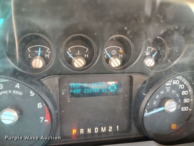 image for item LK9785 2014 Ford F350 Super Duty  utility bed pickup truck