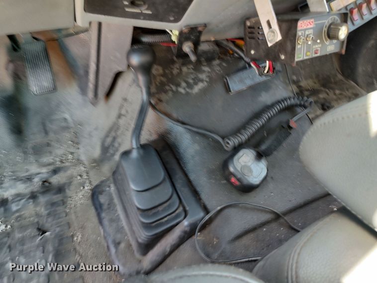 image for item LK9785 2014 Ford F350 Super Duty  utility bed pickup truck