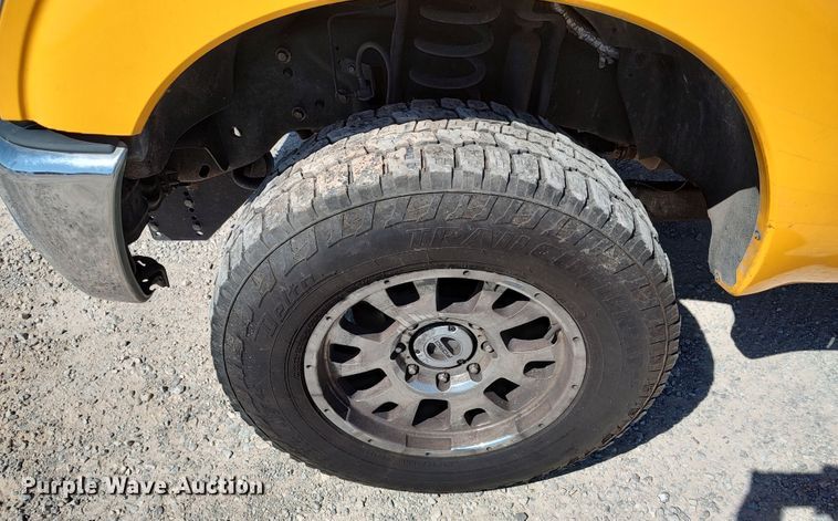 image for item LK9785 2014 Ford F350 Super Duty  utility bed pickup truck