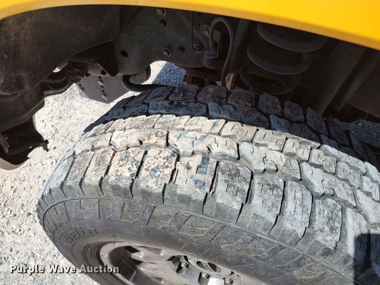 image for item LK9785 2014 Ford F350 Super Duty  utility bed pickup truck