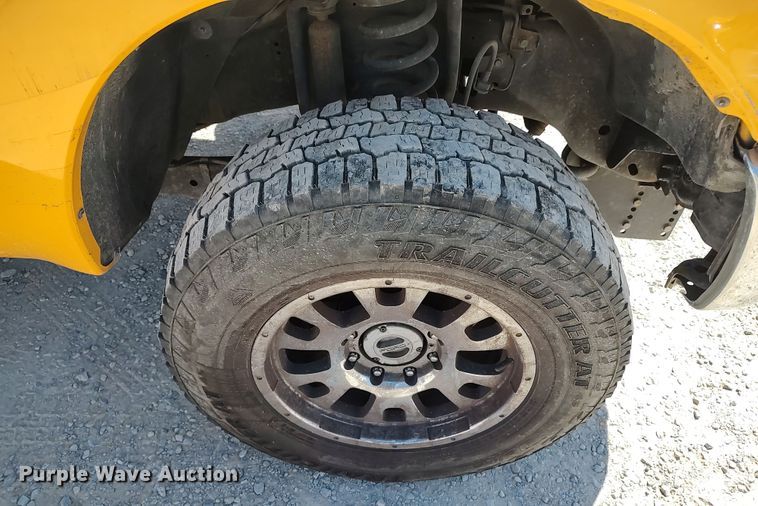 image for item LK9785 2014 Ford F350 Super Duty  utility bed pickup truck