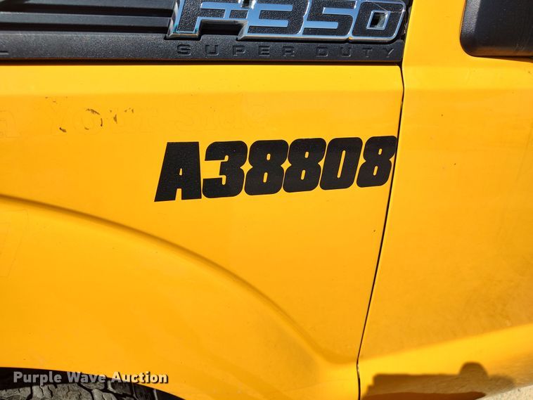 image for item LK9785 2014 Ford F350 Super Duty  utility bed pickup truck