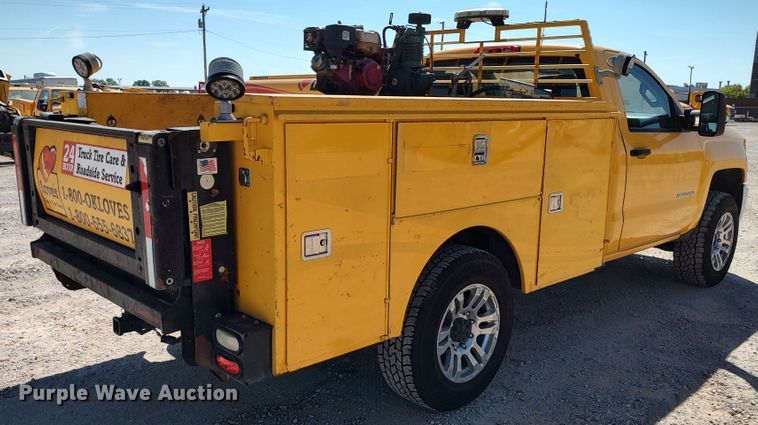 image for item LK9786 2015 Chevrolet Silverado 3500HD  utility bed pickup truck