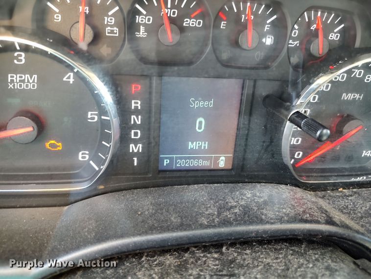 image for item LK9786 2015 Chevrolet Silverado 3500HD  utility bed pickup truck