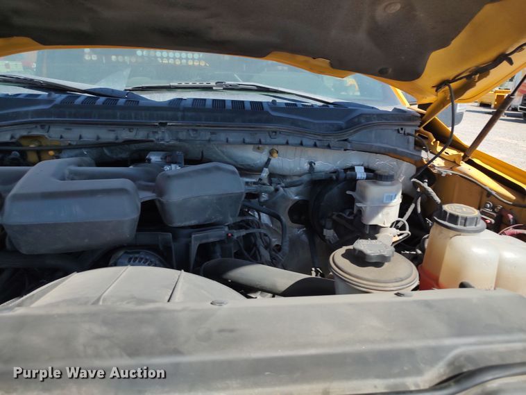 image for item LK9787 2017 Ford F350 Super Duty  utility bed pickup truck