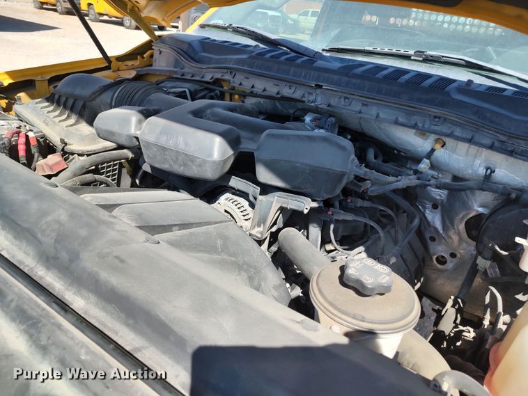 image for item LK9787 2017 Ford F350 Super Duty  utility bed pickup truck