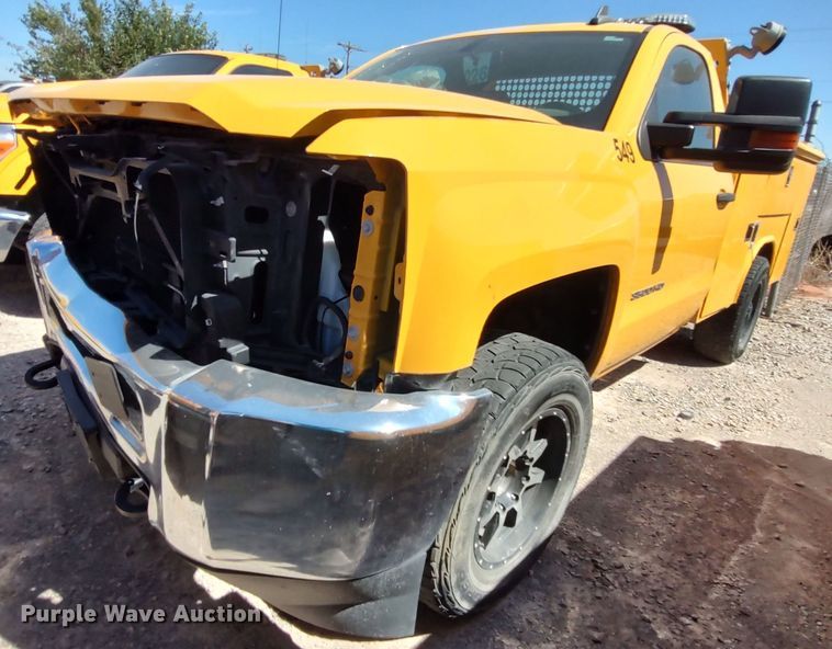 image for item LK9792 2017 Chevrolet Silverado 3500HD  utility bed pickup truck