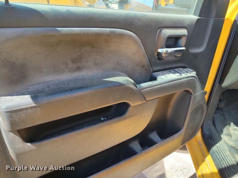 image for item LK9792 2017 Chevrolet Silverado 3500HD  utility bed pickup truck