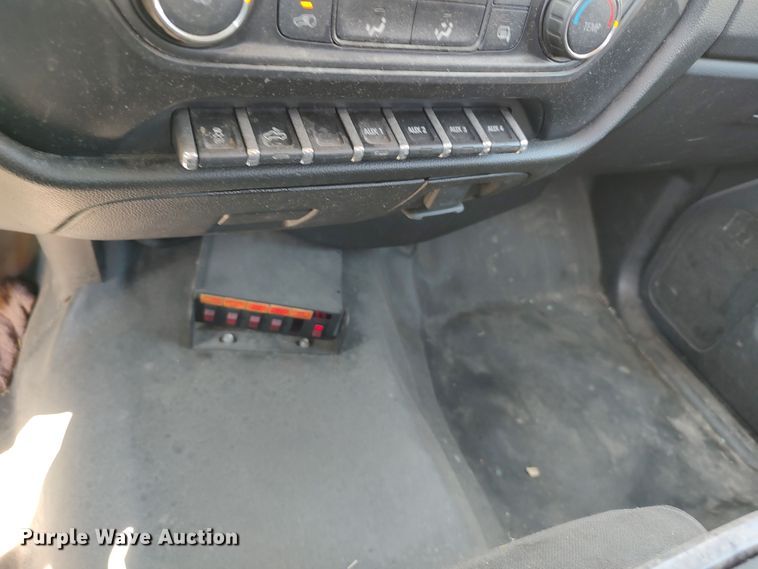 image for item LK9792 2017 Chevrolet Silverado 3500HD  utility bed pickup truck