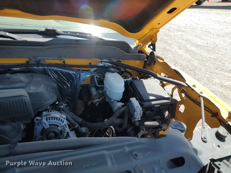 image for item LK9793 2017 Chevrolet Silverado 3500HD  utility bed pickup truck