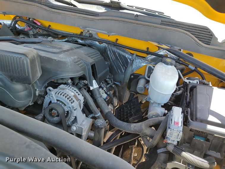 image for item LK9793 2017 Chevrolet Silverado 3500HD  utility bed pickup truck