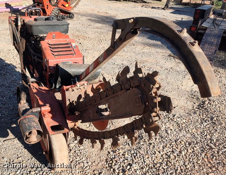 image for item LK9800 Ditch Witch RT16  trencher