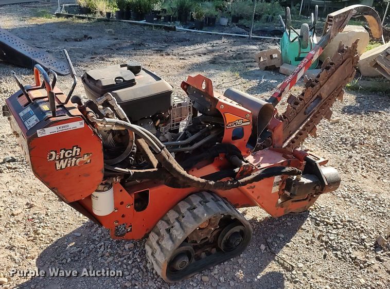 image for item LK9800 Ditch Witch RT16  trencher