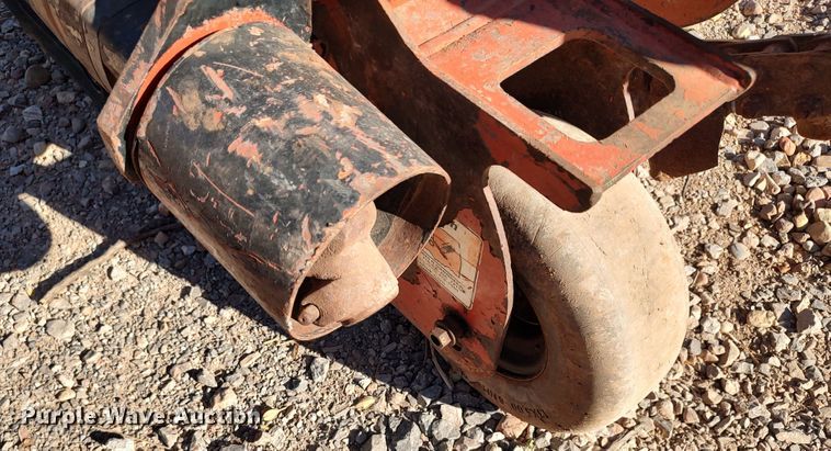 image for item LK9800 Ditch Witch RT16  trencher