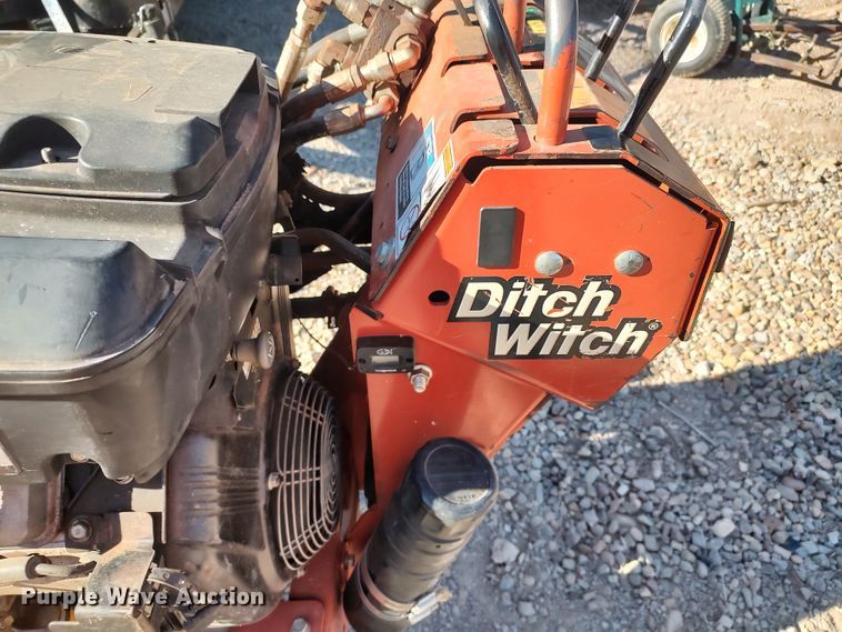 image for item LK9800 Ditch Witch RT16  trencher