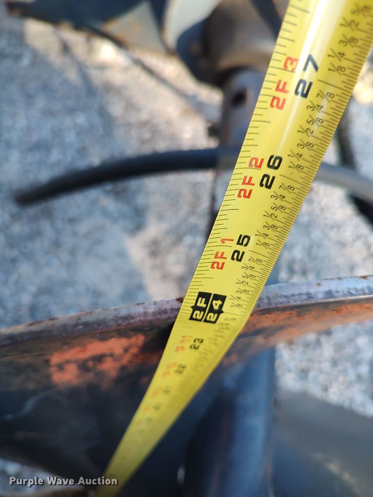 image for item LK9801 Bobcat 156  skid steer auger