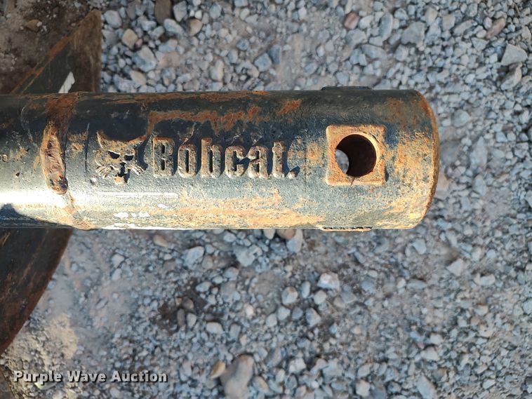 image for item LK9801 Bobcat 156  skid steer auger