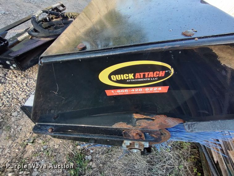 image for item LK9809 Quick Attach  skid steer broom