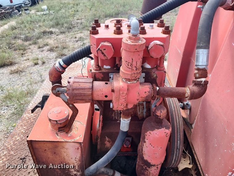 image for item LK9818 Flatbed